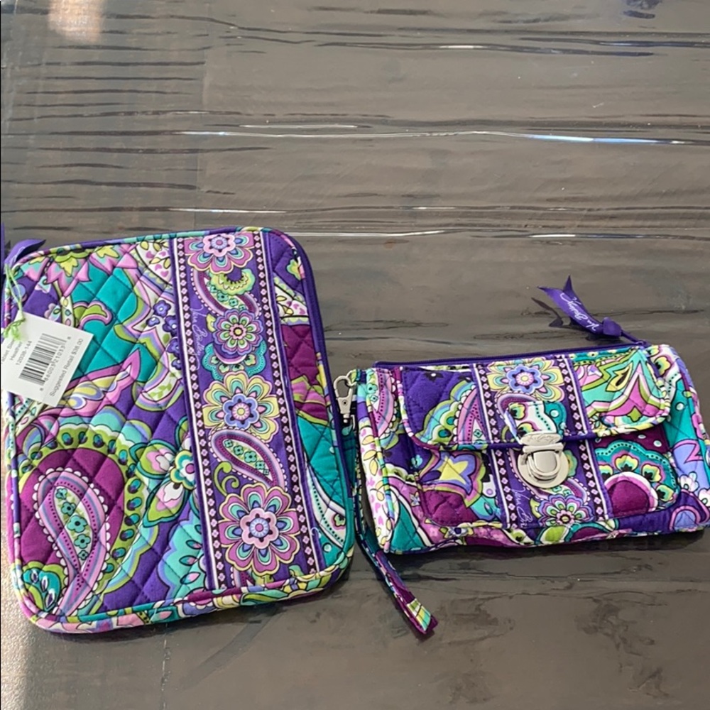 HOLD NWT&NWOT Vera Tablet Sleeve & Matching Wristl